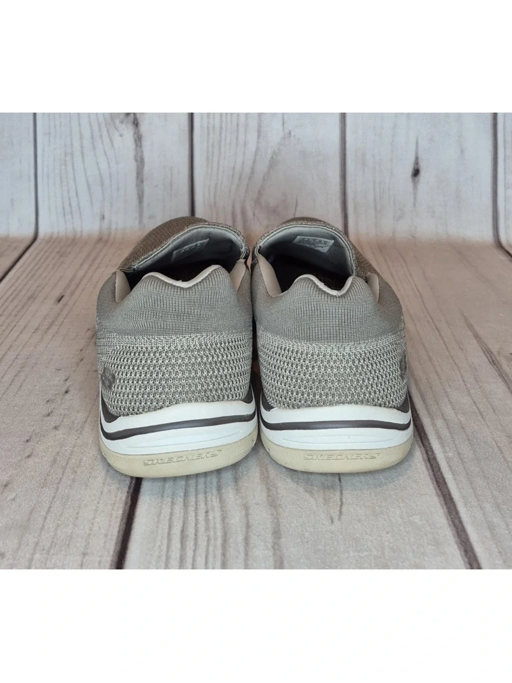 Skechers Relaxed Fit Men's Size 10 EWW Gomel Taupe Loafer Slip-On Shoes